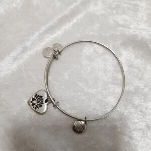 Alex & Ani heart lotus peace petal expand bracelet 1.1993